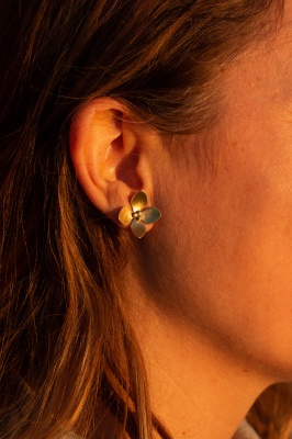 Boucles d'oreilles hortensias moyen modèles en laiton